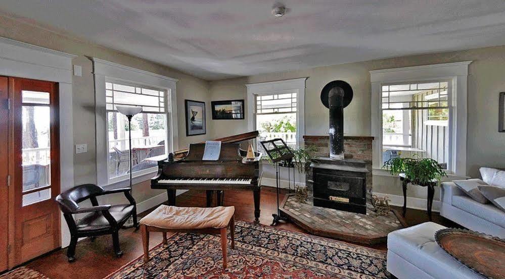 Friday Harbor Grand Bed & Breakfast Екстериор снимка